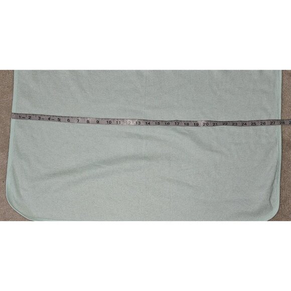 Bambini Solid Mint Green Waffle Knit 100% Cotton Thermal Blanket 28" x 38" - Picture 5 of 7